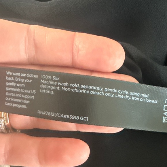 Eileen Fisher Silk Georgette Crepe Ballet Neck Tank Easy Fit Long Length Black M - Picture 9 of 10